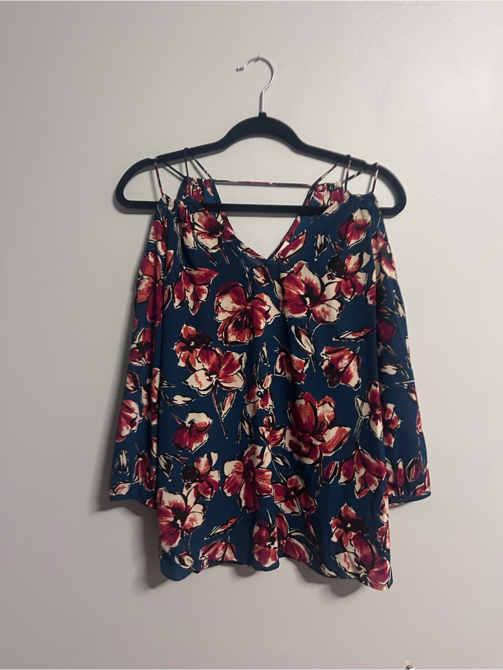 Sami & Jo Teal Cold-Shoulder Floral Tunic with Burgundy and Cream Flowers